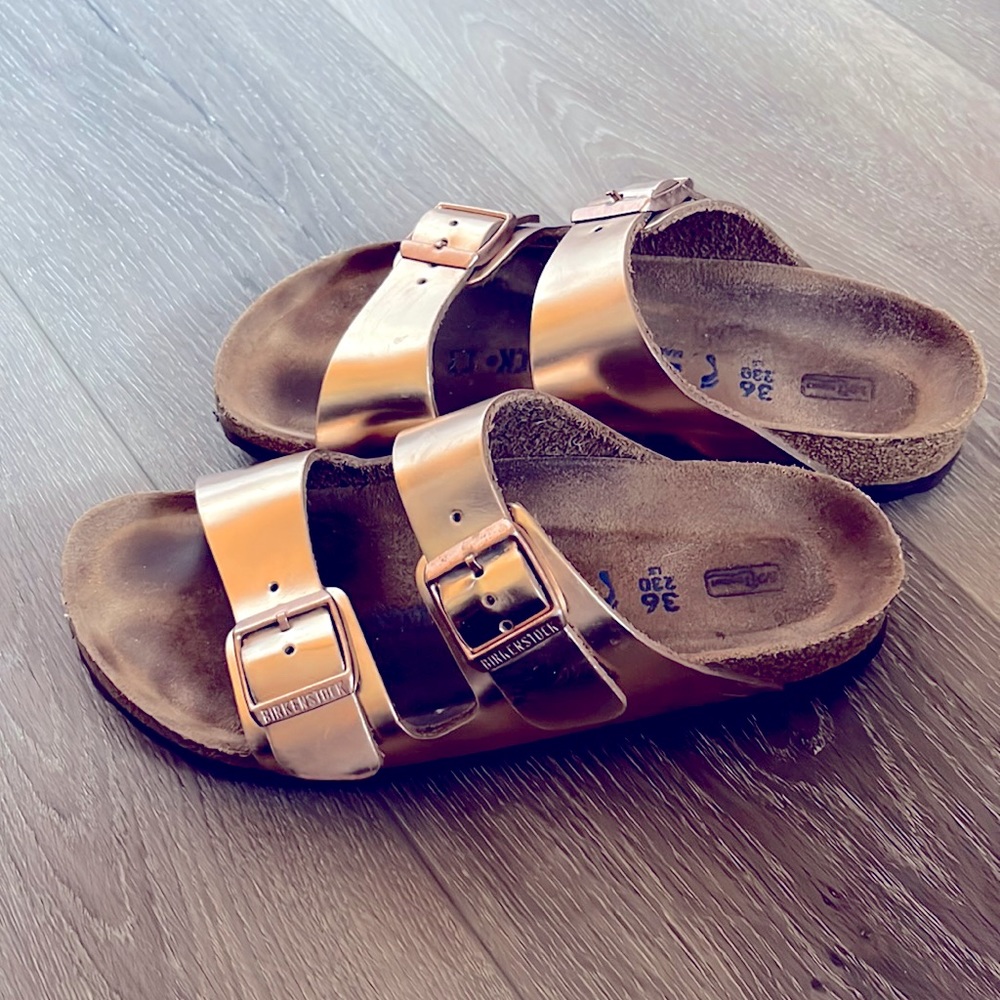 Pink metallic leather Birkenstock sandals 36 (fits 6-6.5)
